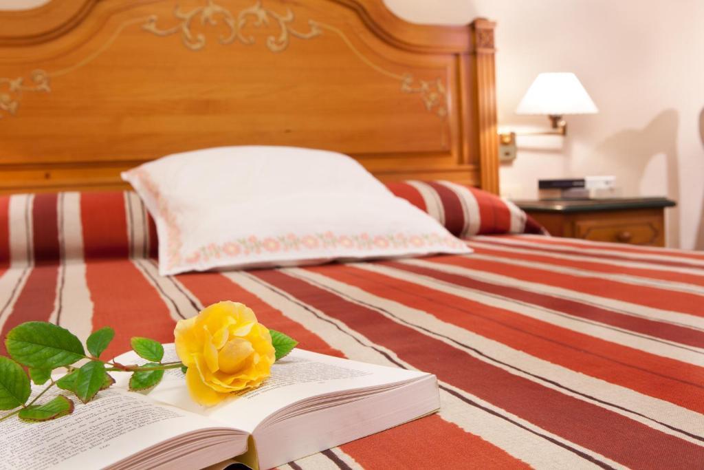 Rosa Hotel