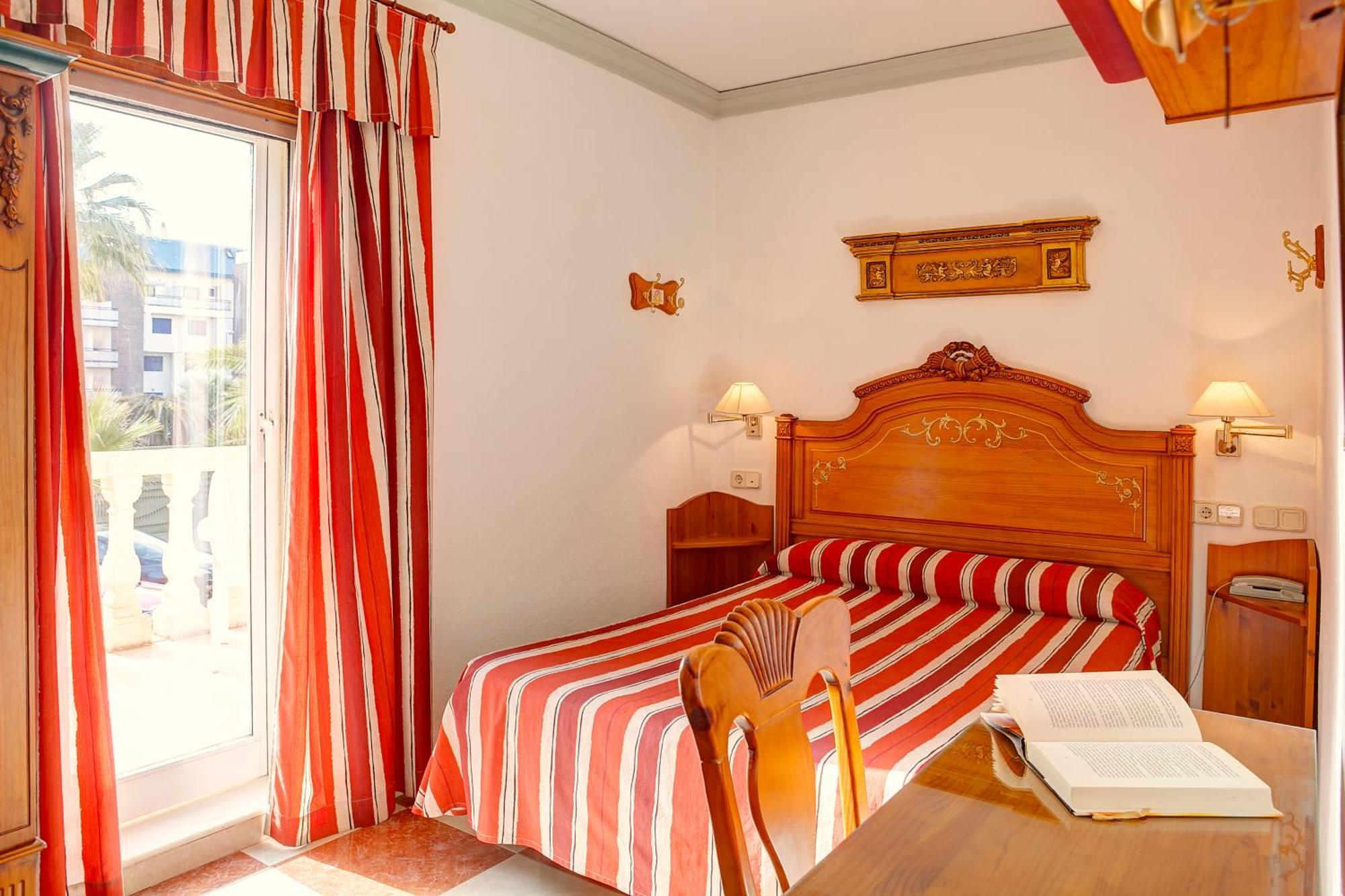 Hotel Rosa 3*